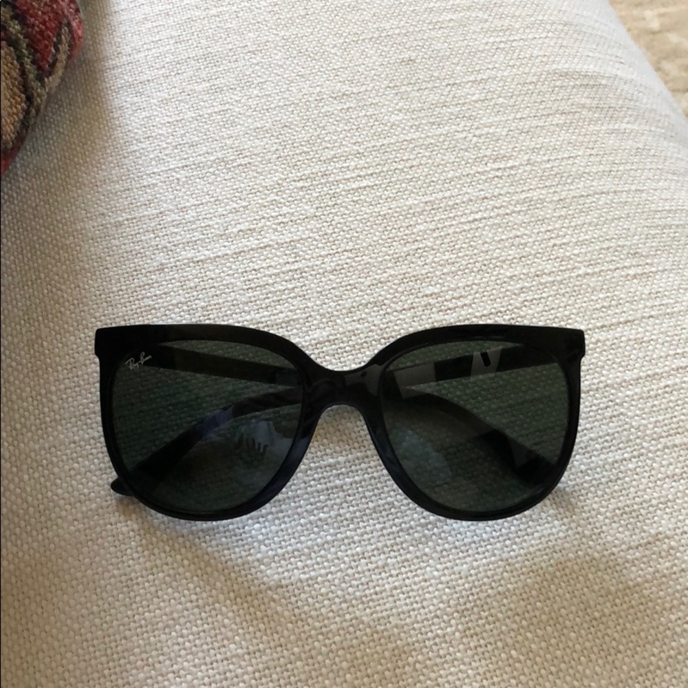 ray ban sunglasses